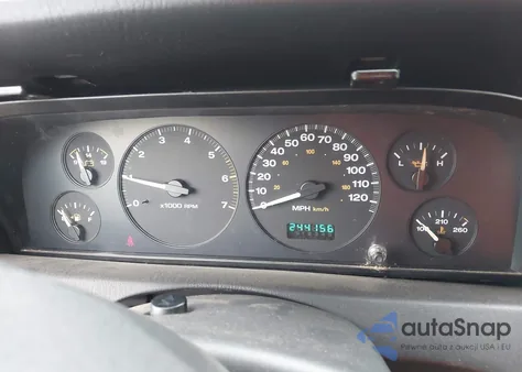 2002 Jeep Grand Cherokee Laredo from USA, damaged, VIN 1J4GW48S32C234784